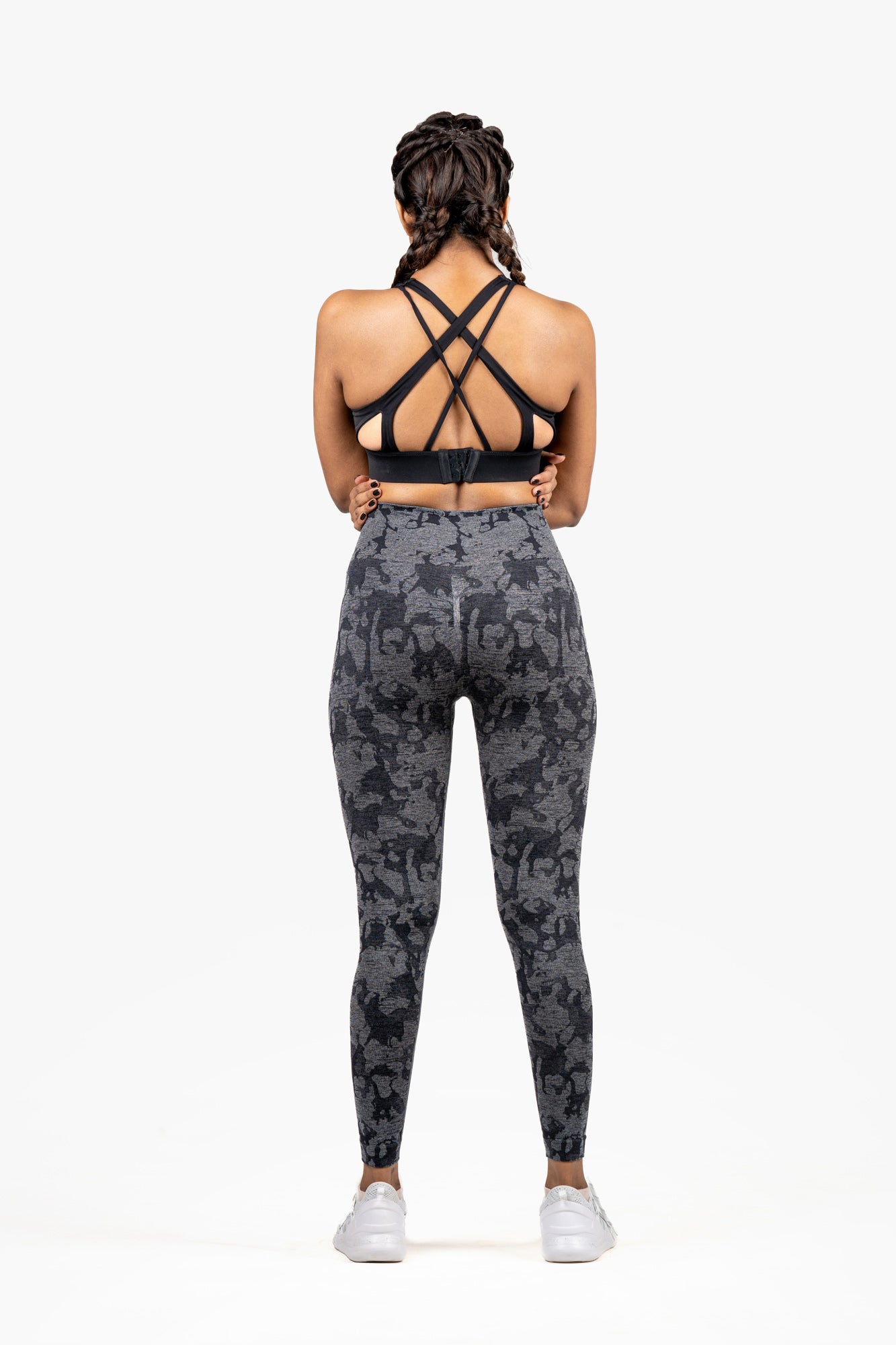 Camo Scrunch Butt Leggings - Pokaba